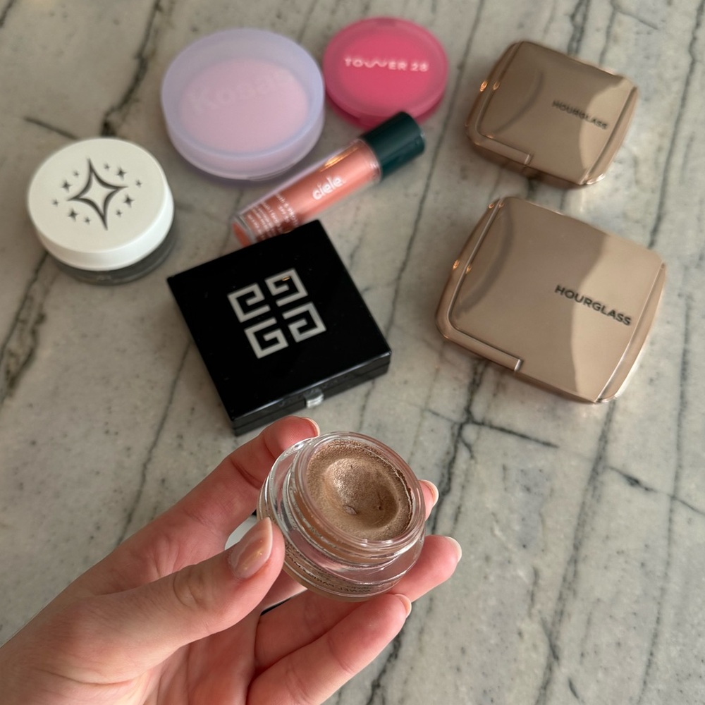 Makeup Bundle (8) - Picture 9 of 13